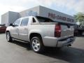 2007 Silver Birch Metallic Chevrolet Avalanche LTZ 4WD  photo #5