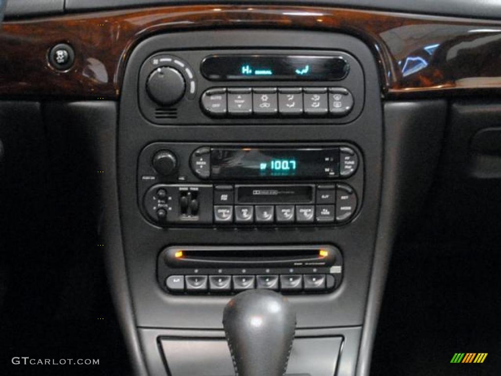 2003 Chrysler 300 M Sedan Controls Photo #47771601