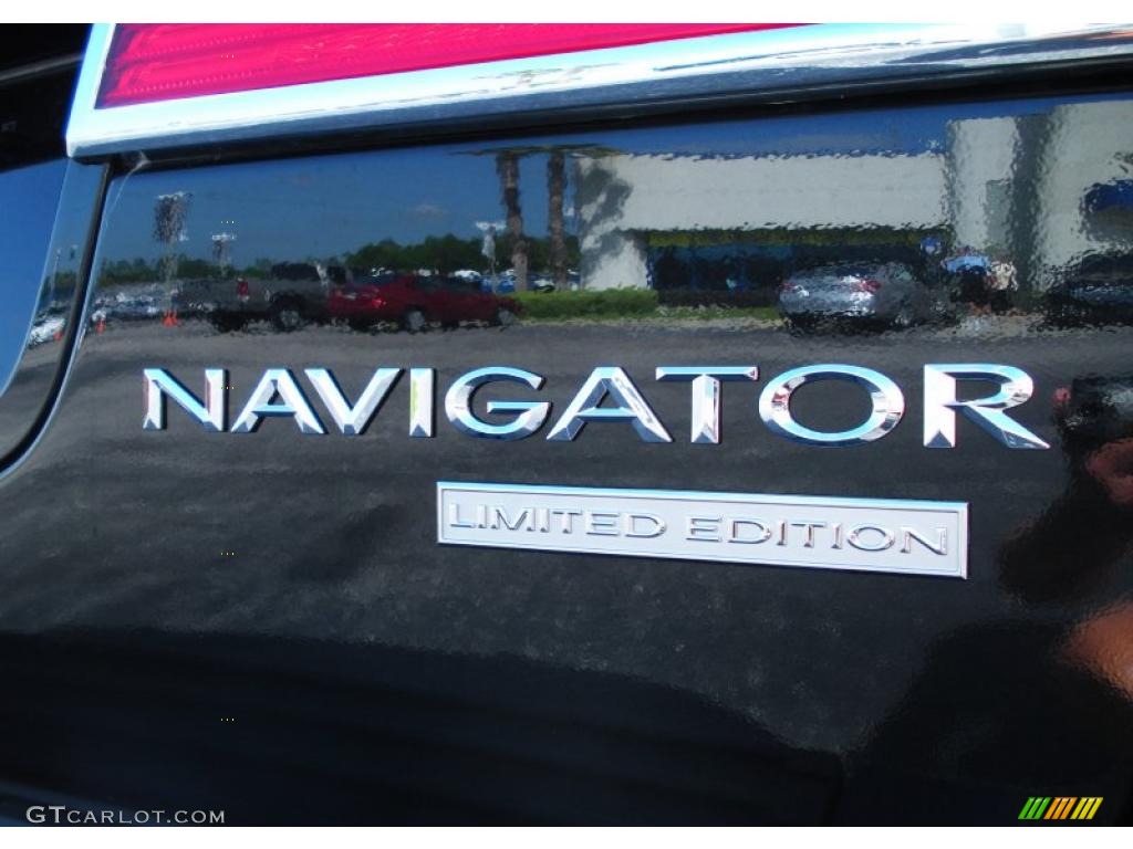2011 Navigator Limited Edition - Tuxedo Black Metallic / Canyon/Black photo #4