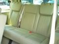 Oxford White - Expedition XLT Photo No. 7