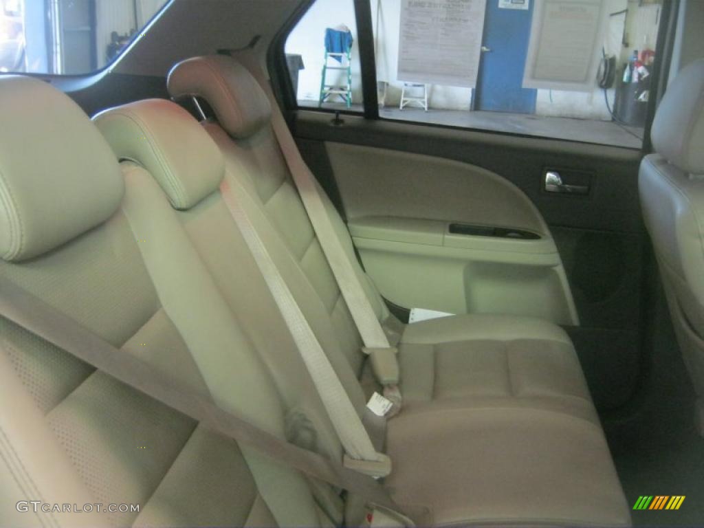 2008 Taurus X Limited AWD - Dark Ink Blue Metallic / Medium Light Stone photo #24