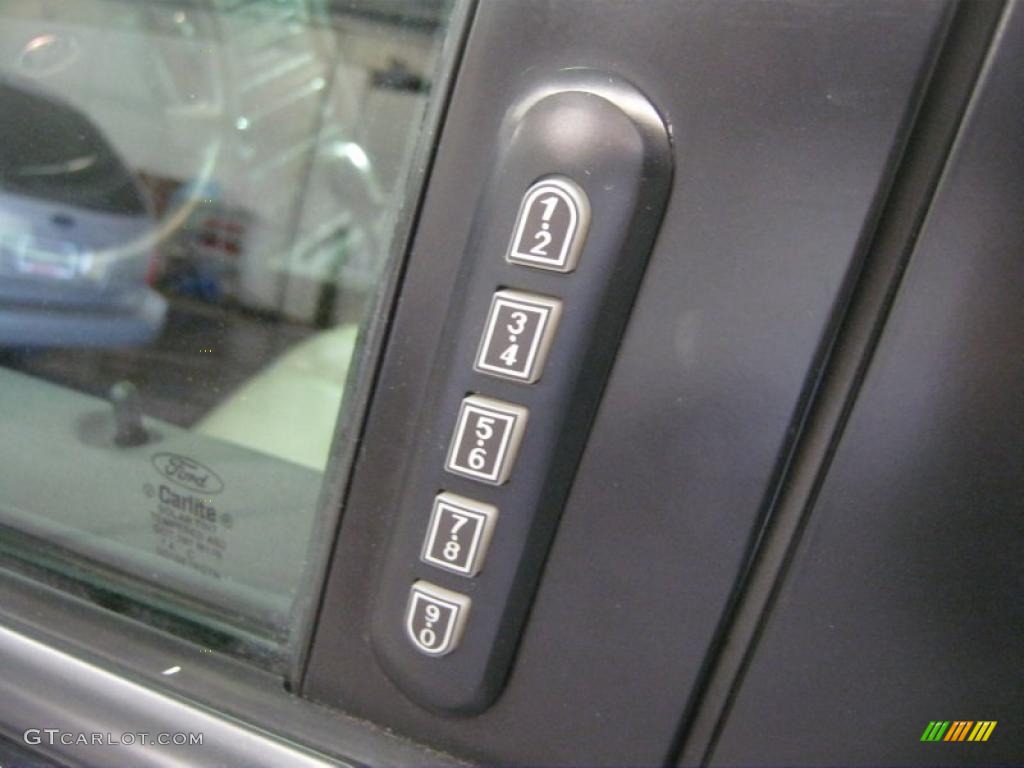 2008 Taurus X Limited AWD - Dark Ink Blue Metallic / Medium Light Stone photo #27