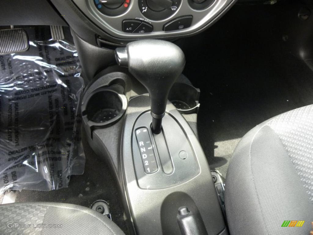 2006 Ford Focus ZX3 SES Hatchback 4 Speed Automatic Transmission Photo #47778759
