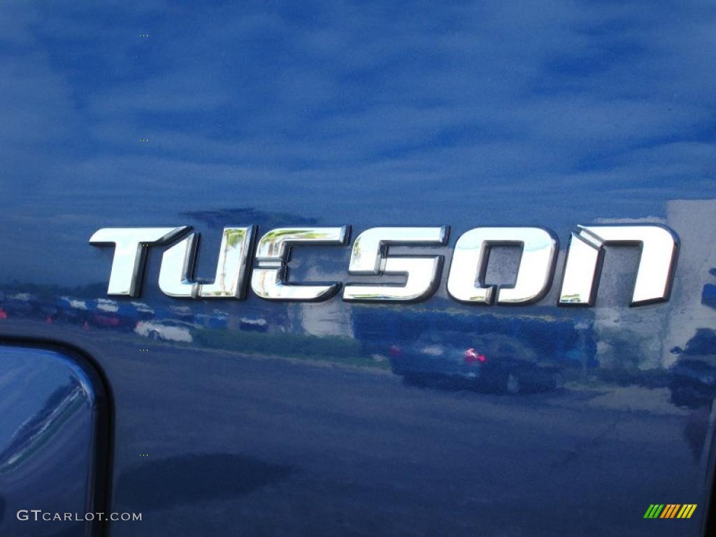 2009 Hyundai Tucson GLS Marks and Logos Photos