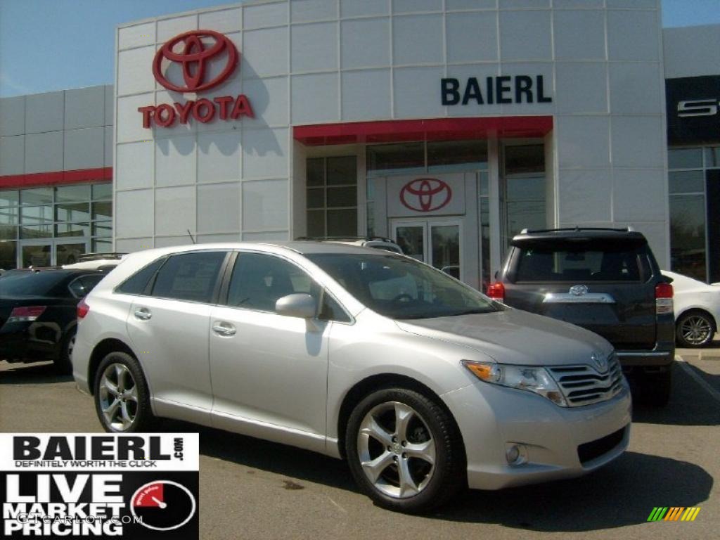 2010 Venza V6 AWD - Classic Silver Metallic / Gray photo #1