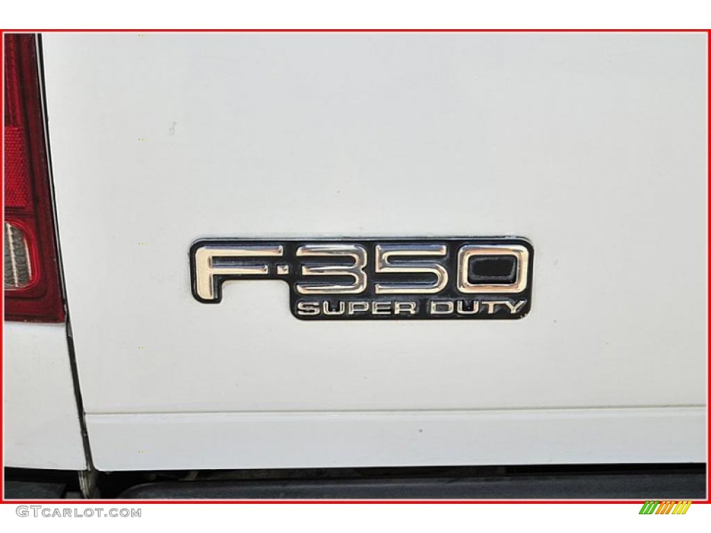 2003 Ford F350 Super Duty XLT Crew Cab 4x4 Dually Marks and Logos Photos