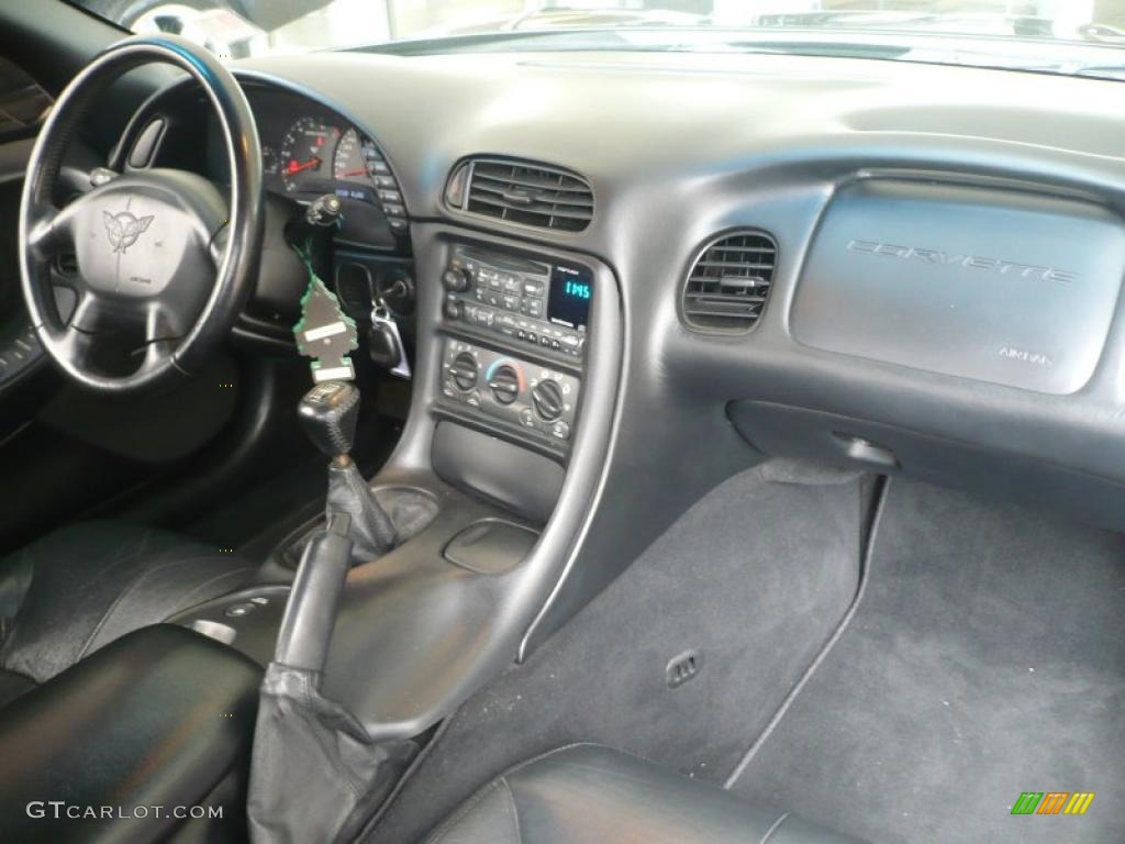1999 Chevrolet Corvette Coupe Black Dashboard Photo #47782776
