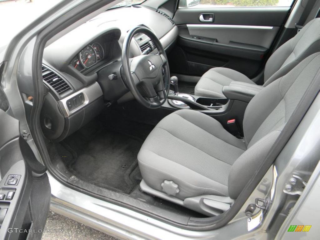 Gray Interior 2008 Mitsubishi Galant ES Photo #47784348
