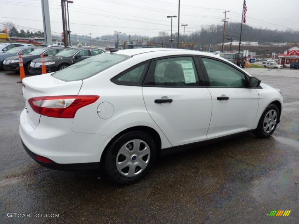 2012 Focus S Sedan - Oxford White / Charcoal Black photo #4