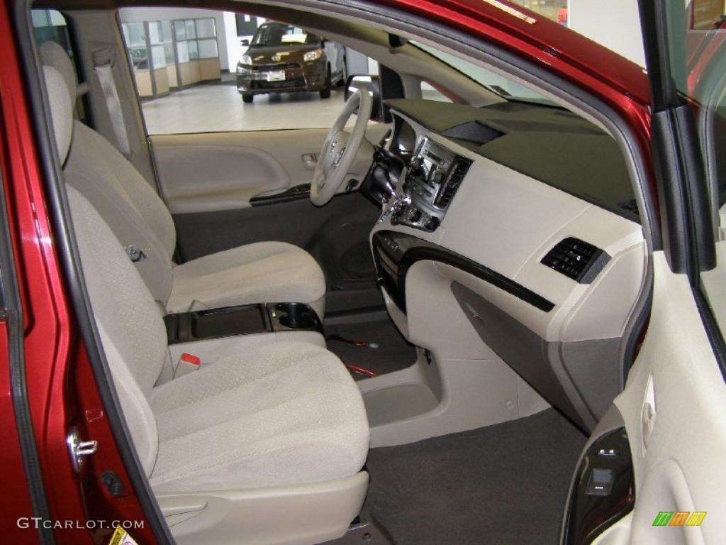 2011 Sienna LE - Salsa Red Pearl / Bisque photo #24