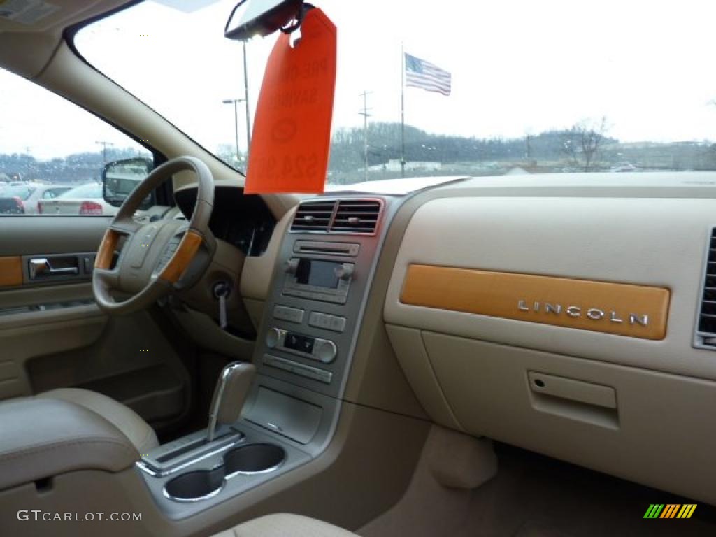 2007 MKX AWD - Vivid Red Metallic / Medium Camel photo #16