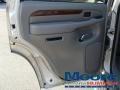 Quicksilver - Escalade AWD Photo No. 14