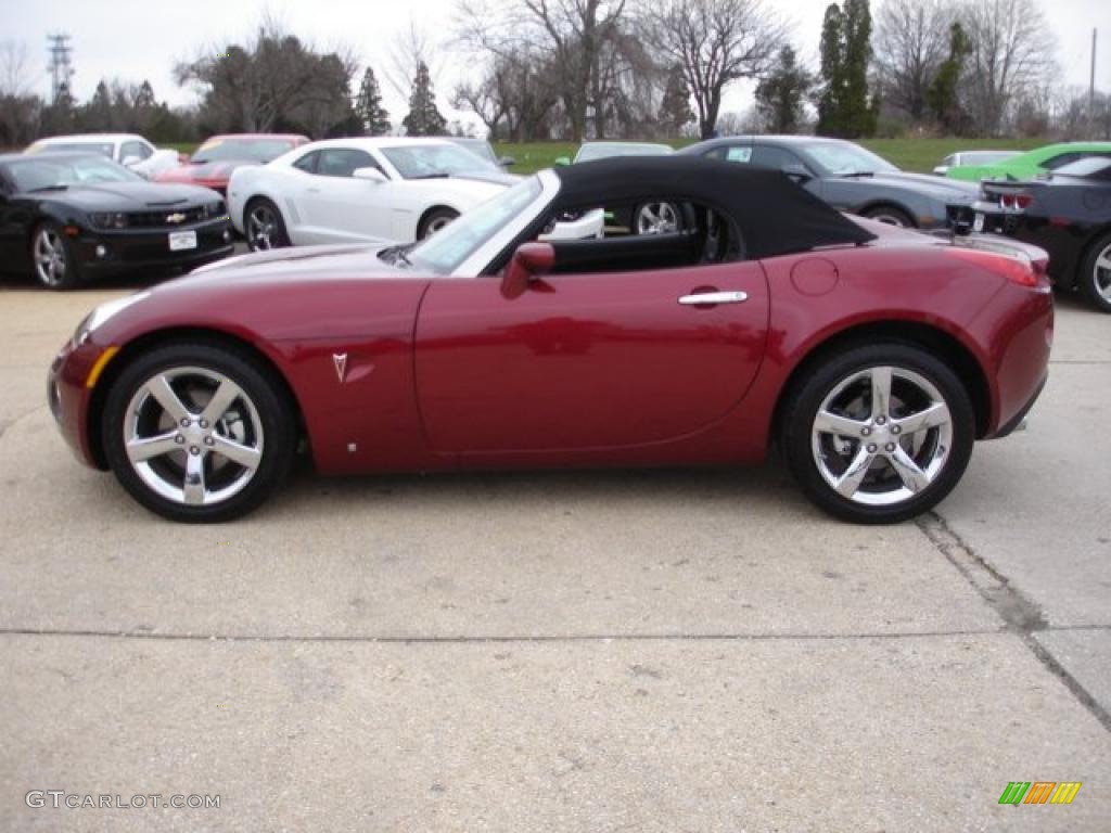 2009 Solstice GXP Roadster - Wicked Ruby Red / Ebony photo #9
