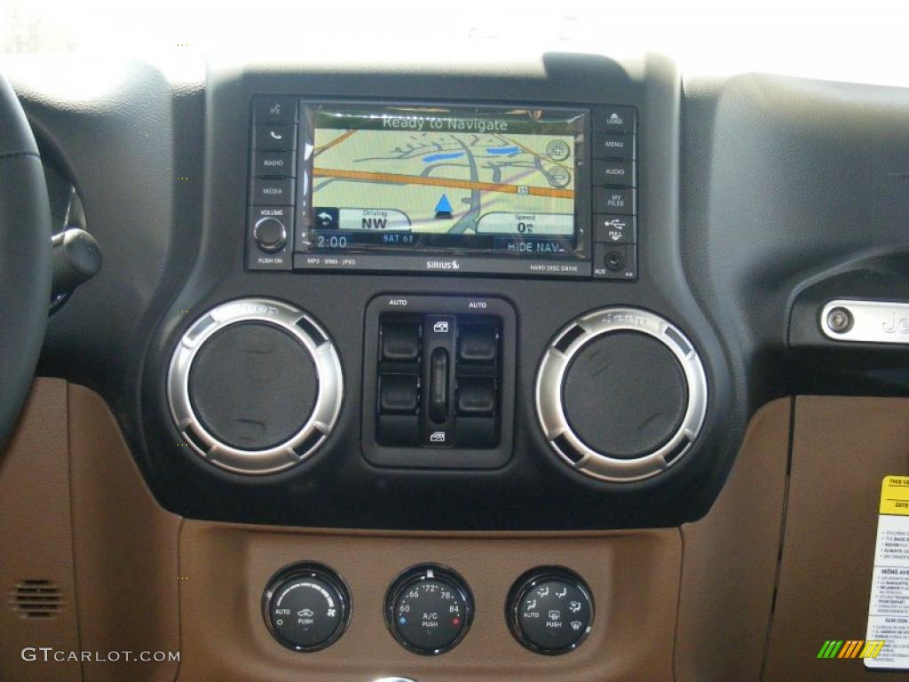 2011 Jeep Wrangler Unlimited Rubicon 4x4 Navigation Photo #47789631