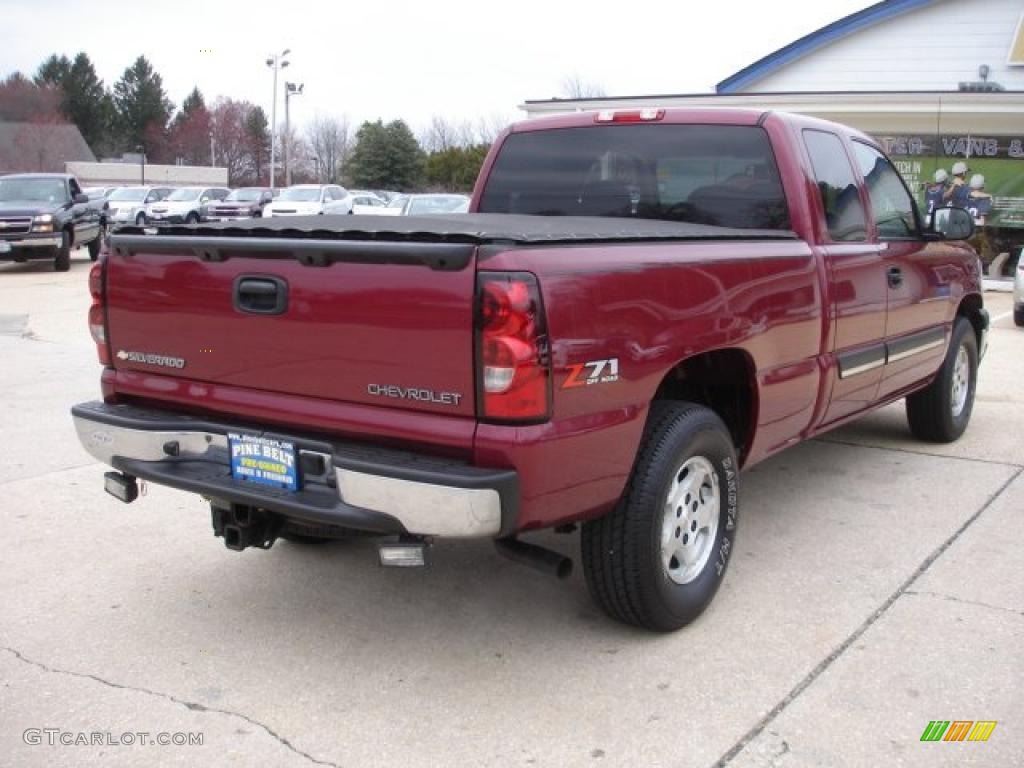 2004 Silverado 1500 Z71 Extended Cab 4x4 - Sport Red Metallic / Dark Charcoal photo #4