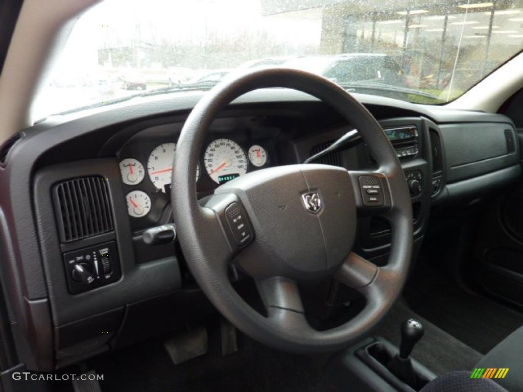 2005 Ram 1500 SLT Regular Cab 4x4 - Flame Red / Dark Slate Gray photo #11