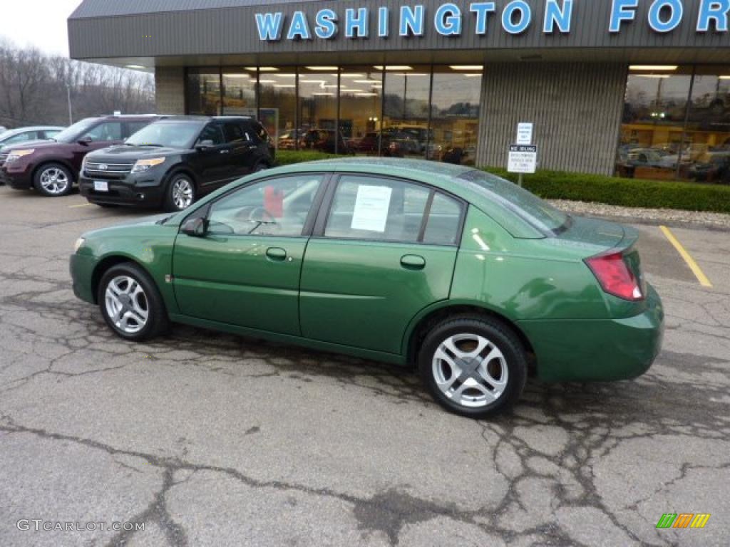 2004 ION 3 Sedan - Rain Forest Green / Tan photo #2