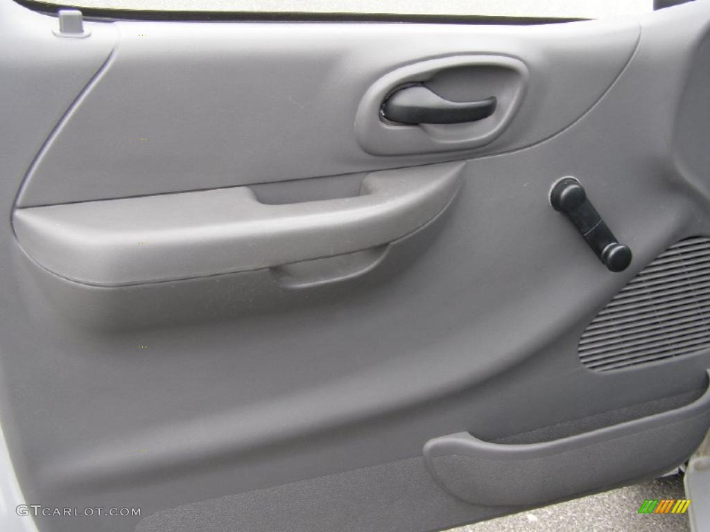 2002 F150 XL Regular Cab 4x4 - Silver Metallic / Medium Graphite photo #9