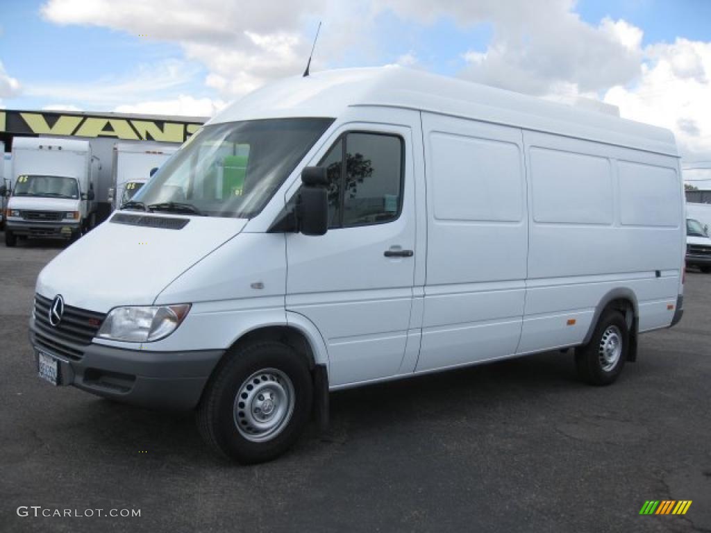 2006 Mercedes-Benz Sprinter 2500 High Roof Cargo Exterior Photos