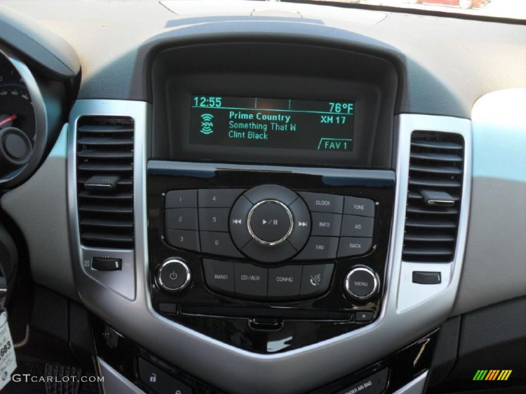 2011 Chevrolet Cruze ECO Controls Photo #47800199