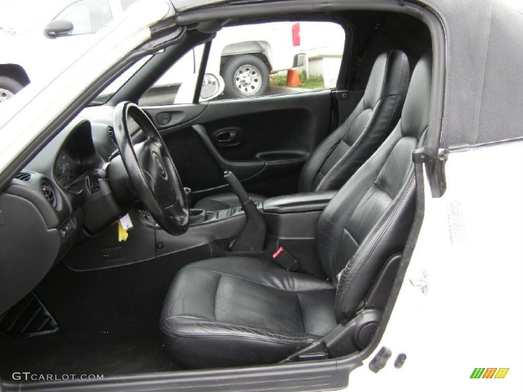 Black Interior 2000 Mazda MX-5 Miata LS Roadster Photo #47801348