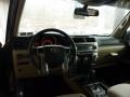 Black - 4Runner SR5 4x4 Photo No. 10