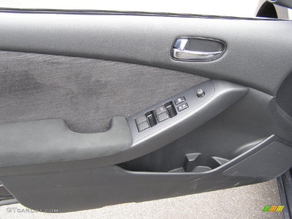 2010 Nissan Altima Hybrid Charcoal Door Panel Photo #47802167