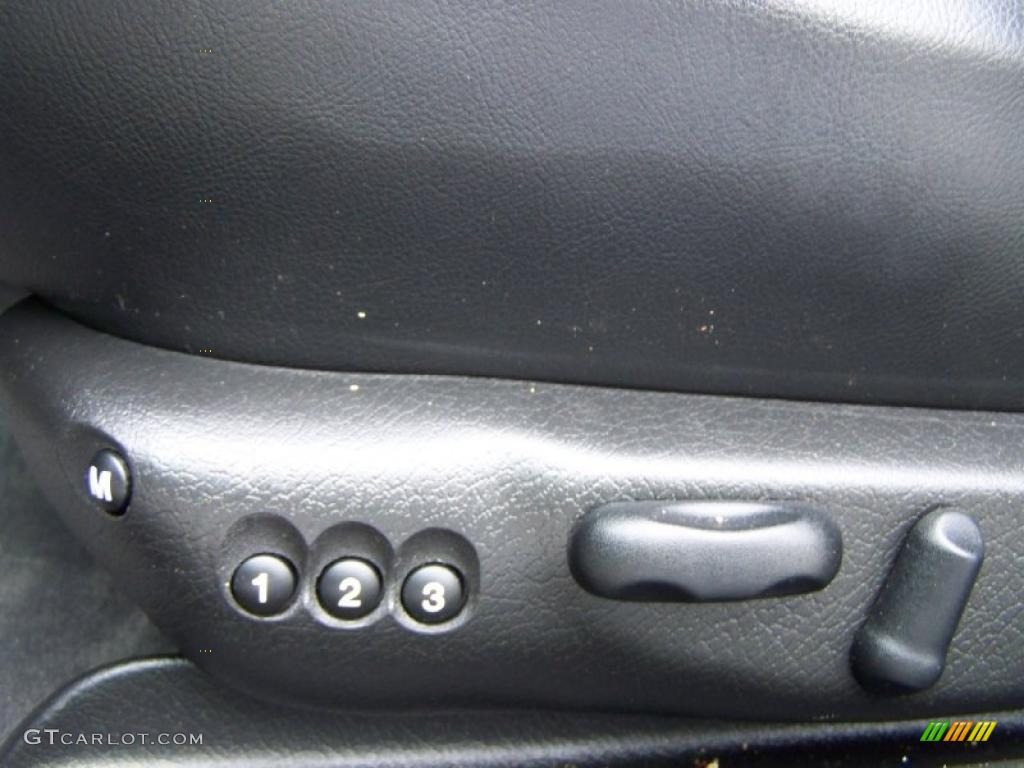 1998 Cadillac Catera Standard Catera Model Controls Photo #47804945