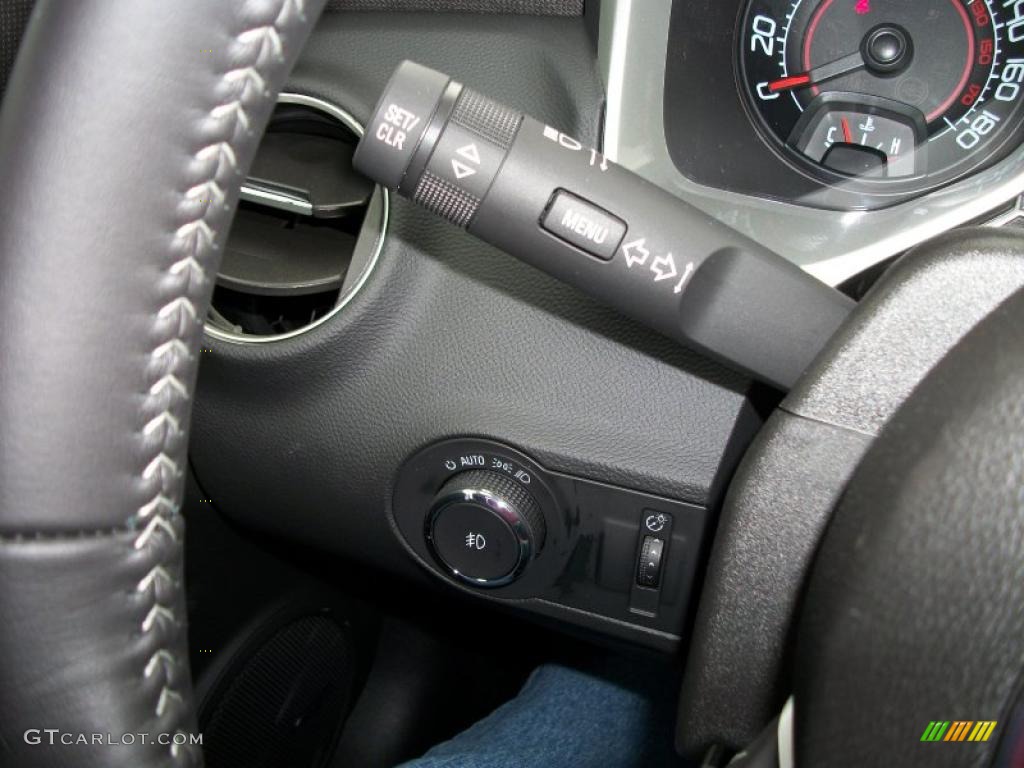 2011 Chevrolet Camaro SS Coupe Controls Photo #47805098