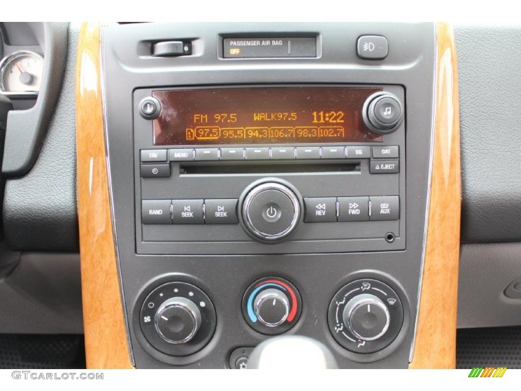 2006 Saturn VUE V6 Controls Photo #47807495