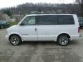 1999 Ivory White GMC Safari SLE AWD  photo #2