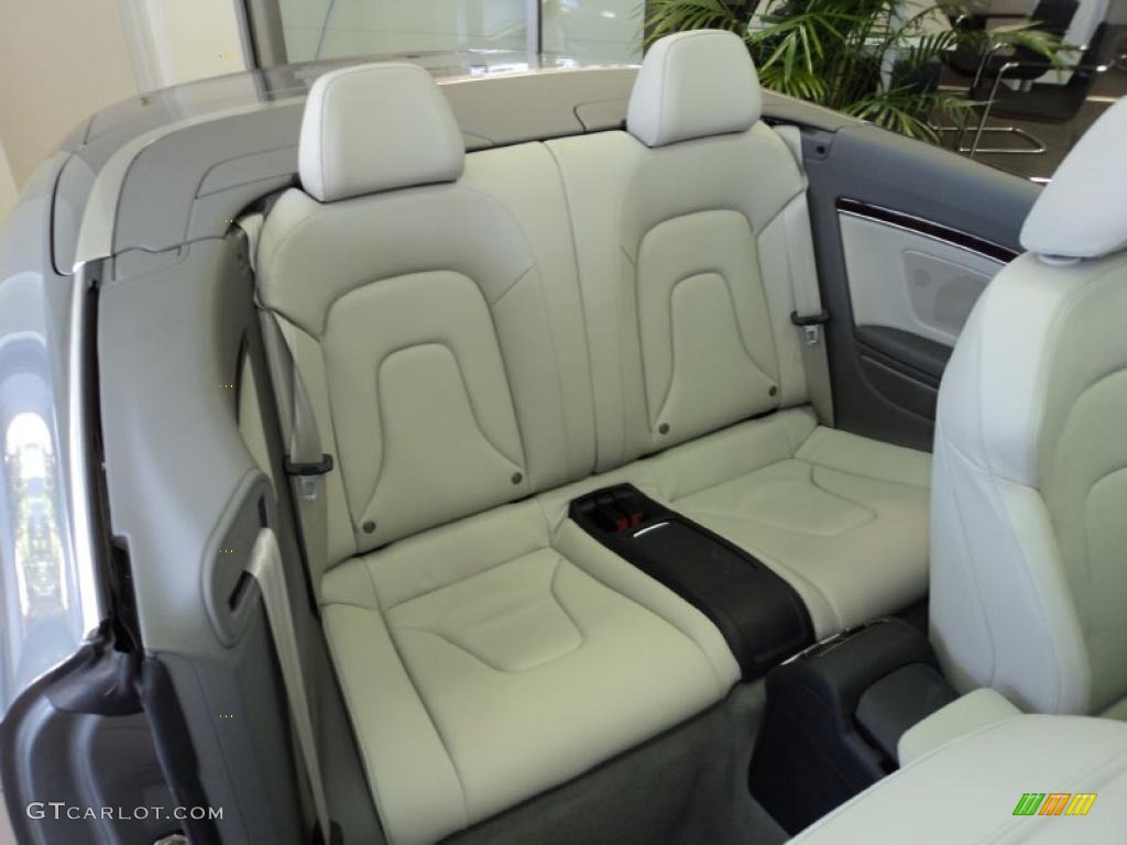Light Gray Interior 2010 Audi A5 2.0T Cabriolet Photo #47808163
