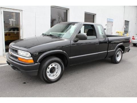 2003 Chevrolet S10 Extended Cab Data, Info and Specs