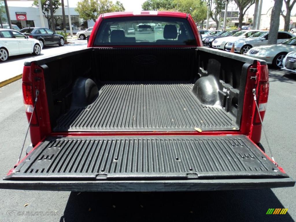 2005 F150 XL Regular Cab - Bright Red / Tan photo #6