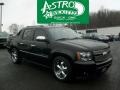 Black - Avalanche LTZ 4x4 Photo No. 1