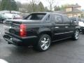 Black - Avalanche LTZ 4x4 Photo No. 7