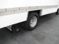 2004 Oxford White Ford E Series Cutaway E350 Commercial Moving Truck  photo #17