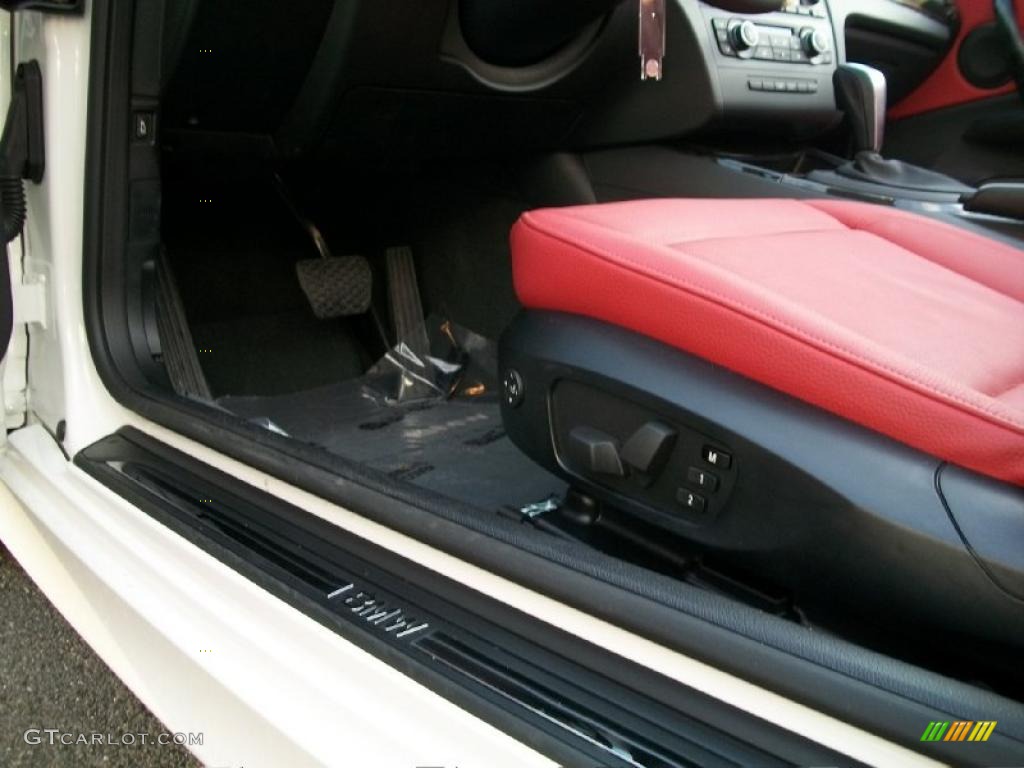 2011 1 Series 128i Convertible - Alpine White / Coral Red photo #11