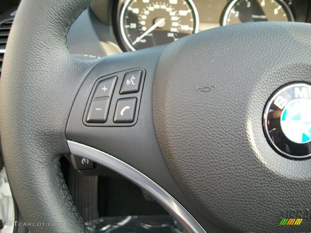 2011 BMW 1 Series 128i Convertible Controls Photo #47814779