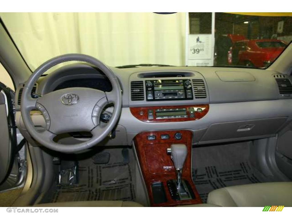 2005 Camry XLE V6 - Beige / Taupe photo #6