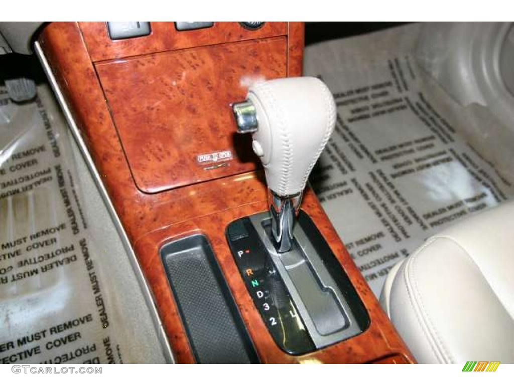2005 Camry XLE V6 - Beige / Taupe photo #13