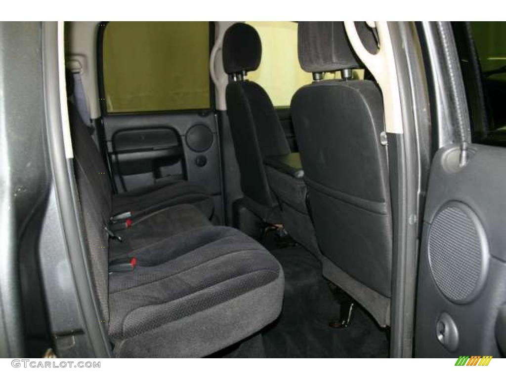 2004 Ram 2500 SLT Quad Cab 4x4 - Graphite Metallic / Dark Slate Gray photo #17