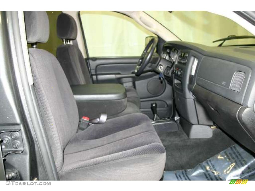 2004 Ram 2500 SLT Quad Cab 4x4 - Graphite Metallic / Dark Slate Gray photo #18
