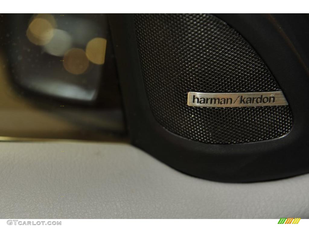 2003 3 Series 330i Sedan - Jet Black / Grey photo #33