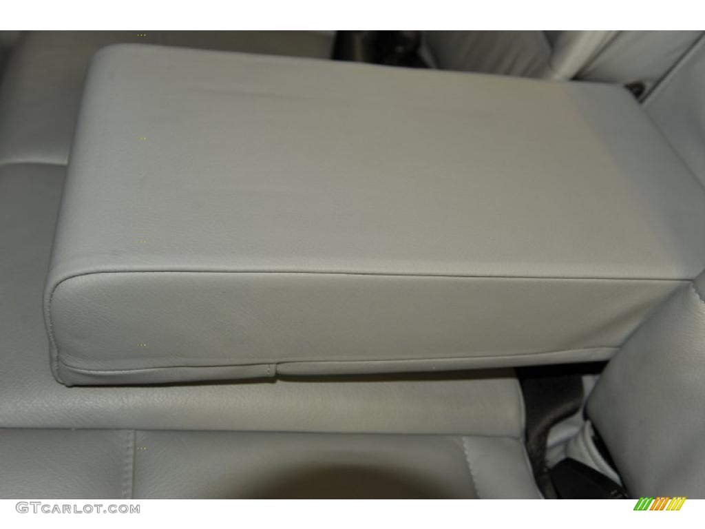 2003 3 Series 330i Sedan - Jet Black / Grey photo #38