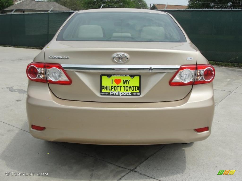 2011 Corolla LE - Sandy Beach Metallic / Bisque photo #4