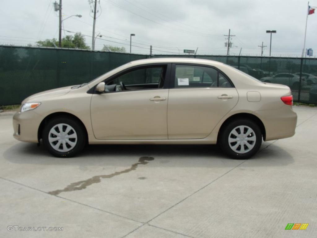 2011 Corolla LE - Sandy Beach Metallic / Bisque photo #6