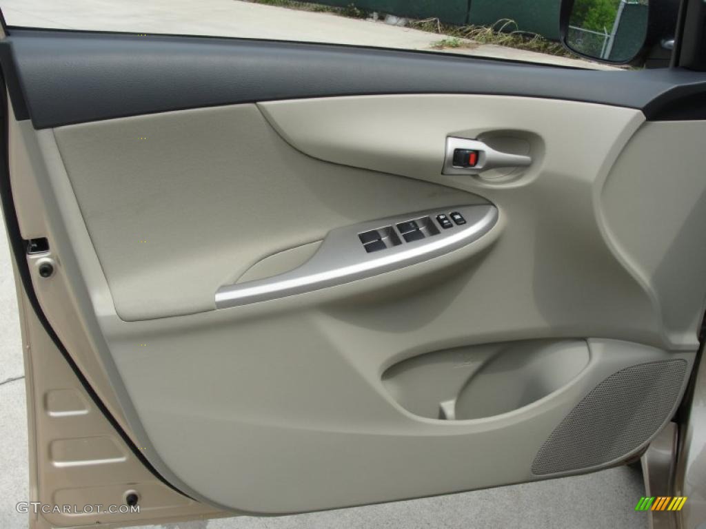 2011 Corolla LE - Sandy Beach Metallic / Bisque photo #23