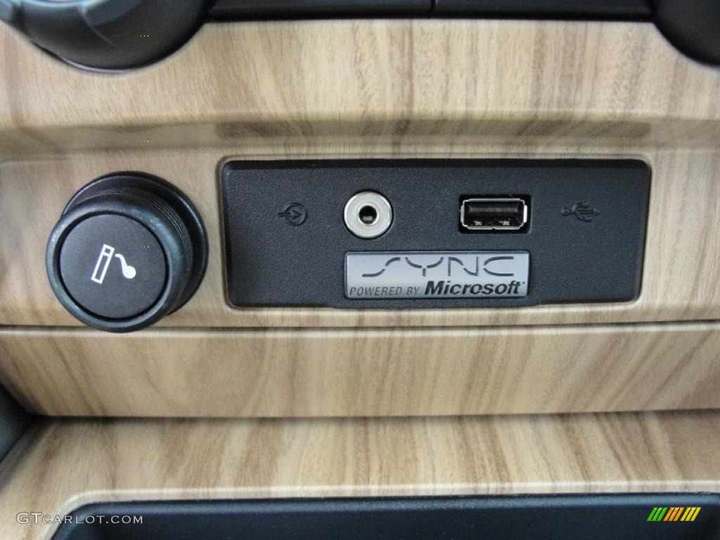 2011 Ford F150 Lariat SuperCrew Controls Photo #47821442