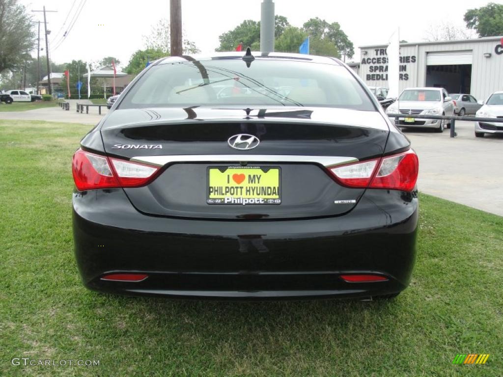 2011 Sonata Limited - Midnight Black / Camel photo #4